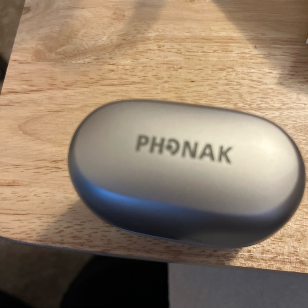 Phonak L30 Hearing Aids in Silver Case